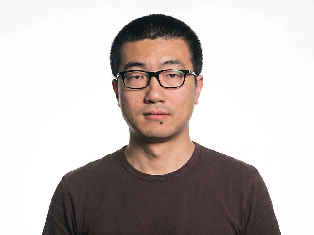 陈雷